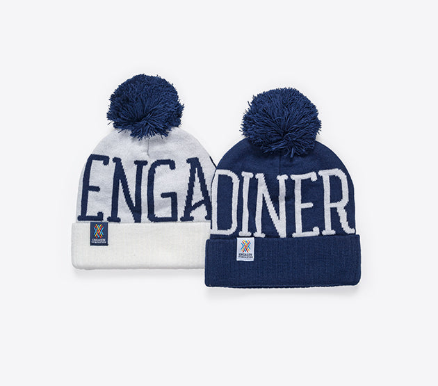 Beanie mit Bommel navy oder weiss